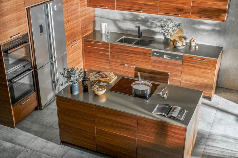 Sử dụng nội thất phòng bếp gỗ tự nhiên giúp tiết kiệm chi phí