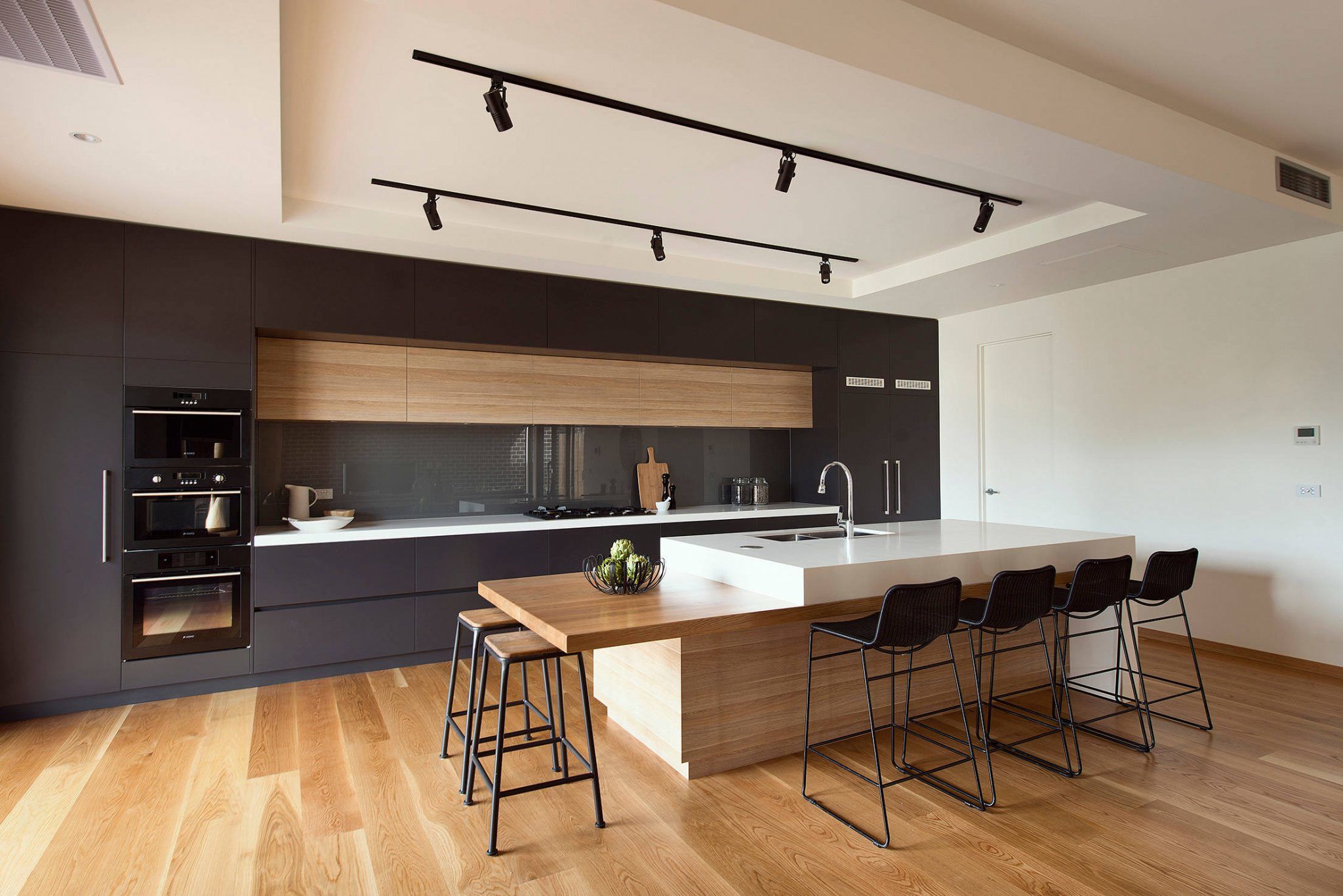 Đảo bếp trong thiết kế nội thất phòng bếp hiện đại